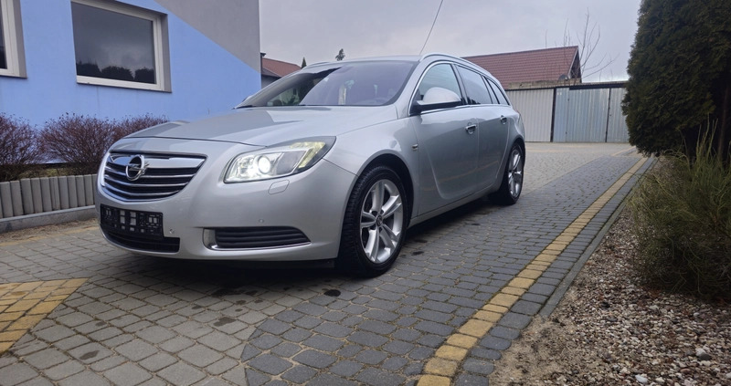 Opel Insignia cena 23900 przebieg: 196046, rok produkcji 2009 z Skarszewy małe 596